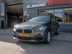 BMW X2 - 1.8i sDrive Lefhebber Edition |Pano|Navi|Led|