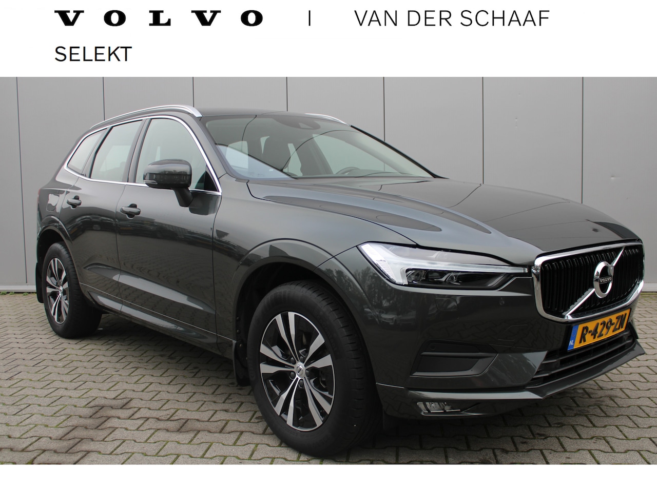 Volvo XC60 - B5 Momentum | Harman Kardon | Trekhaak | - AutoWereld.nl