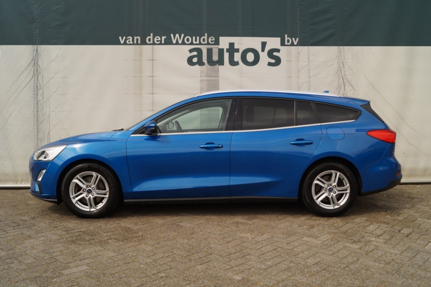 Ford Focus Wagon - 1.0 EcoBoost Trend Edition Business -ECC-PDC- - AutoWereld.nl