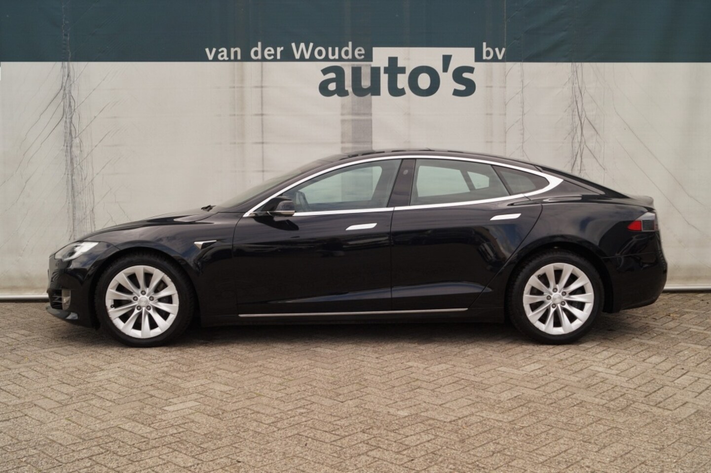 Tesla Model S - 75D Base 333pk -PANO-NAVI-ECC-PDC-CAM- - AutoWereld.nl