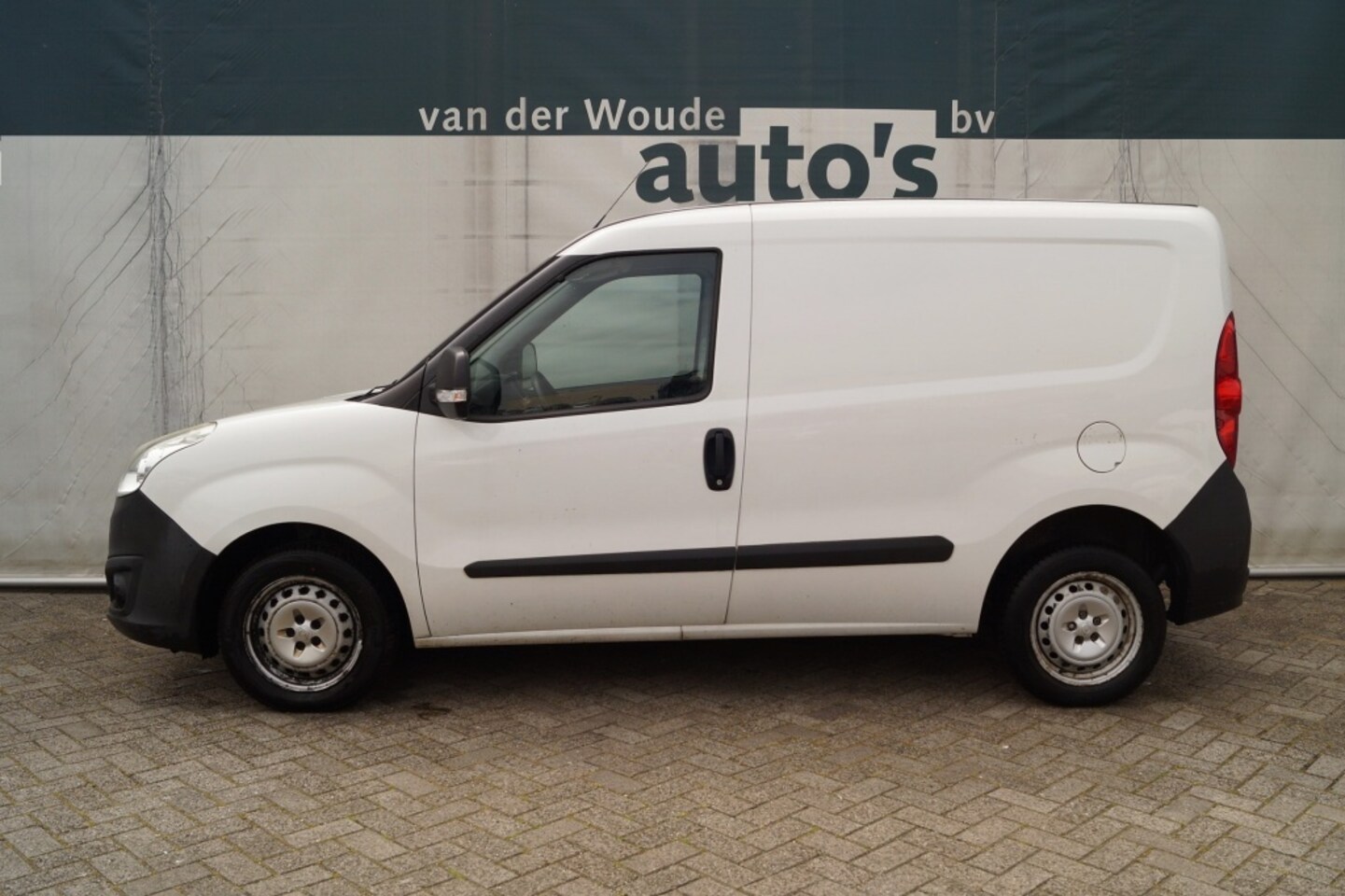 Opel Combo - 1.3 CDTi L1-H1 Edition -AIRCO- - AutoWereld.nl