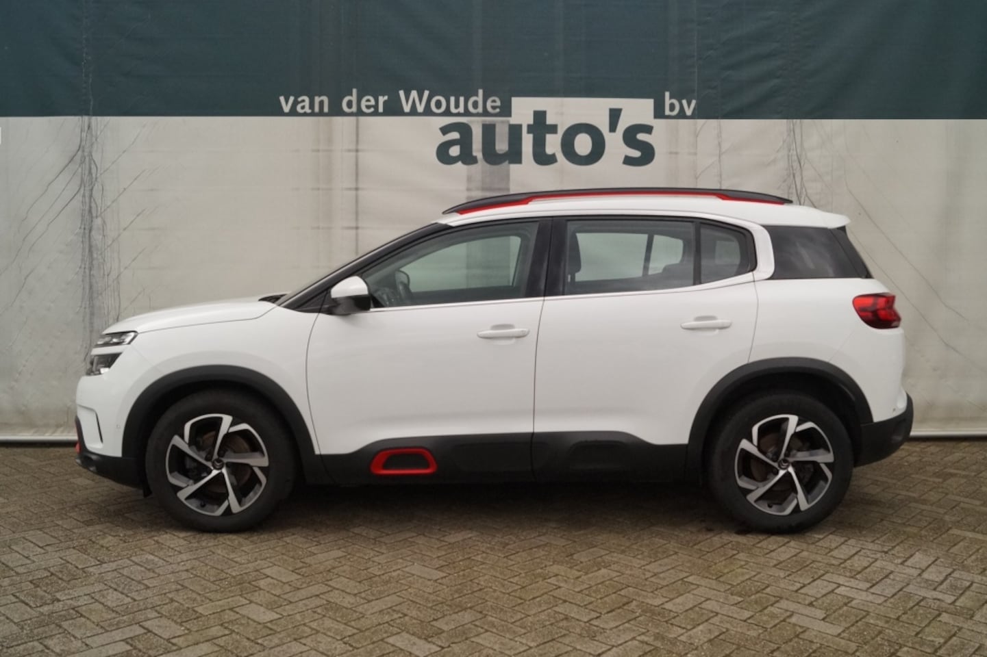 Citroën C5 Aircross - 1.5 BlueHDi 130pk Business -NAVI-ECC-PDC-CAM-DAB- - AutoWereld.nl