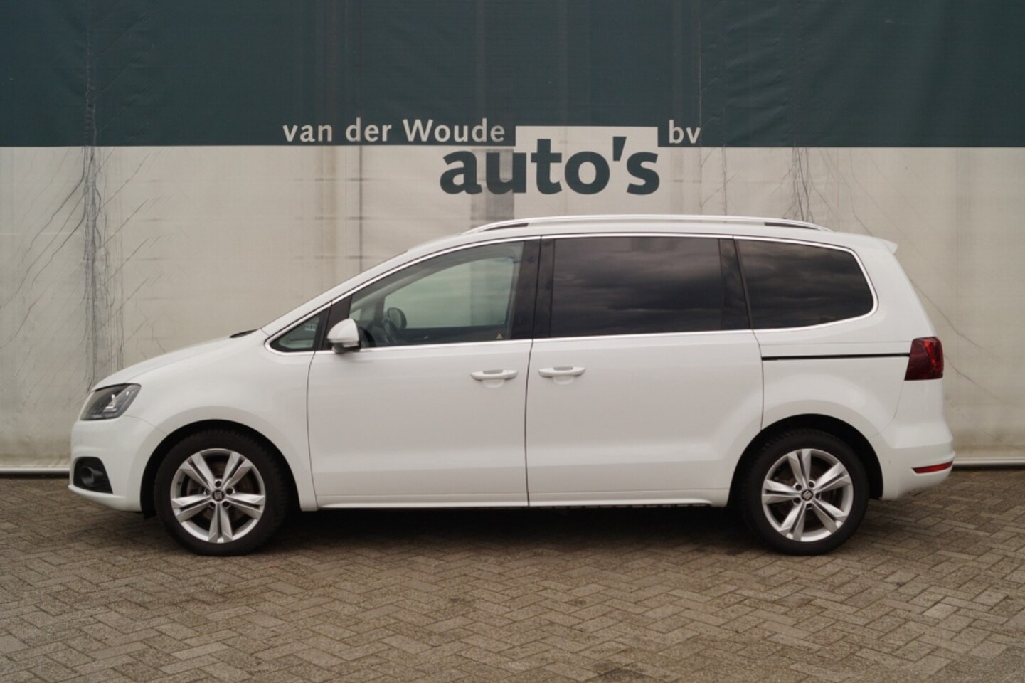 Seat Alhambra - 2.0 TDI 150pk Business Intense 7-persoons - AutoWereld.nl