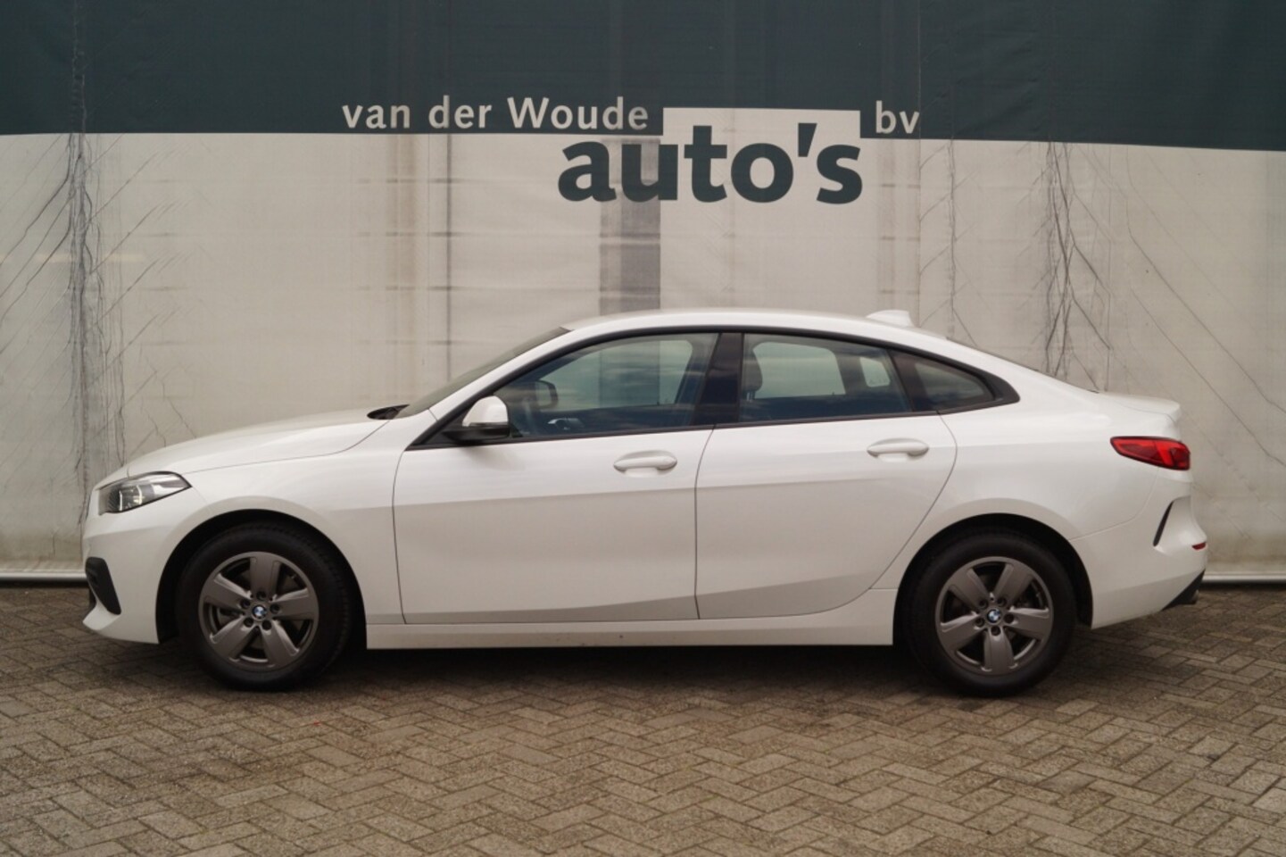 BMW 2-serie Gran Coupé - 218i Automaat Executive Edition -LED-DAB-NAVI-CARPLAY- - AutoWereld.nl