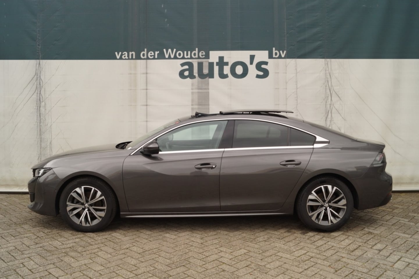 Peugeot 508 - 1.5 BlueHDI 130pk Allure -PANO-NAVI-ECC-PDC- - AutoWereld.nl