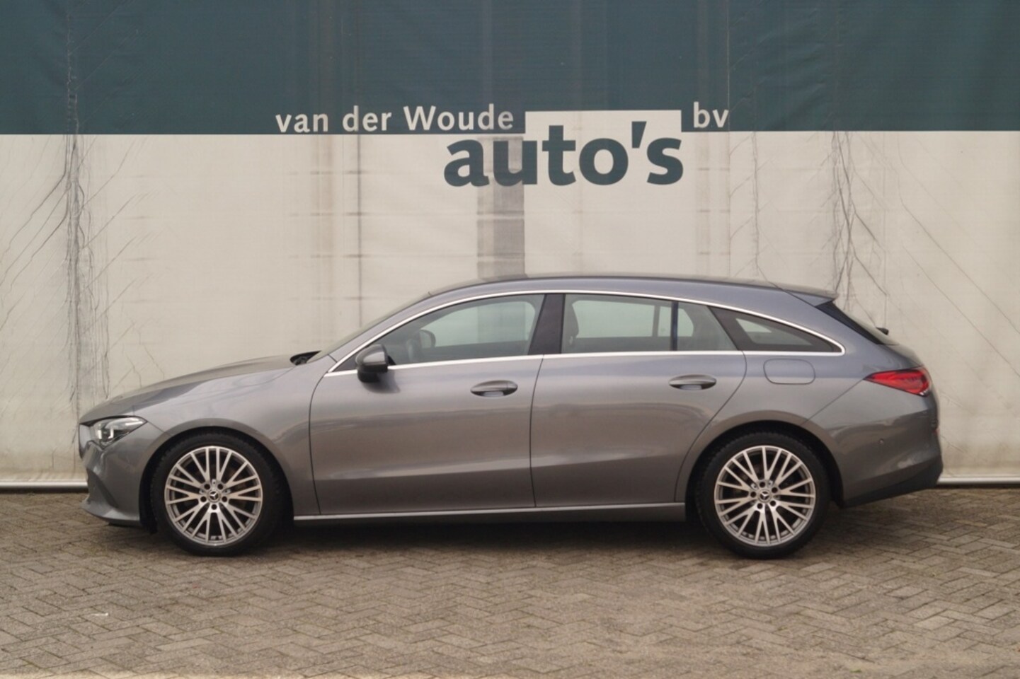 Mercedes-Benz CLA-klasse Shooting Brake - 180d Automaat Business Solution Luxury -LED-ECC- - AutoWereld.nl