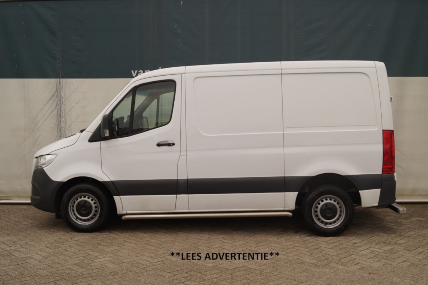 Mercedes-Benz Sprinter - 211 2.2 CDI 114pk L1-H1 -NAVI-ECC-CAM- - AutoWereld.nl