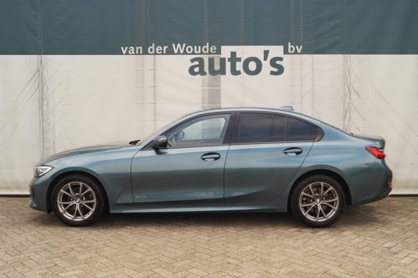 BMW 3-serie - 316d Automaat Sportline Edition -LEER-LED-ECC- - AutoWereld.nl