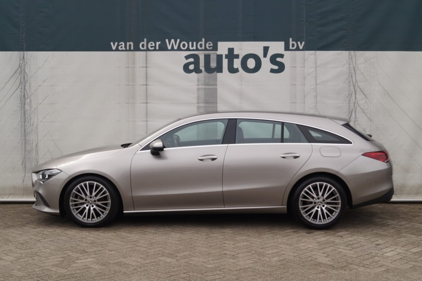 Mercedes-Benz CLA-klasse Shooting Brake - 200 163pk Business Solution Pro -LEER- - AutoWereld.nl