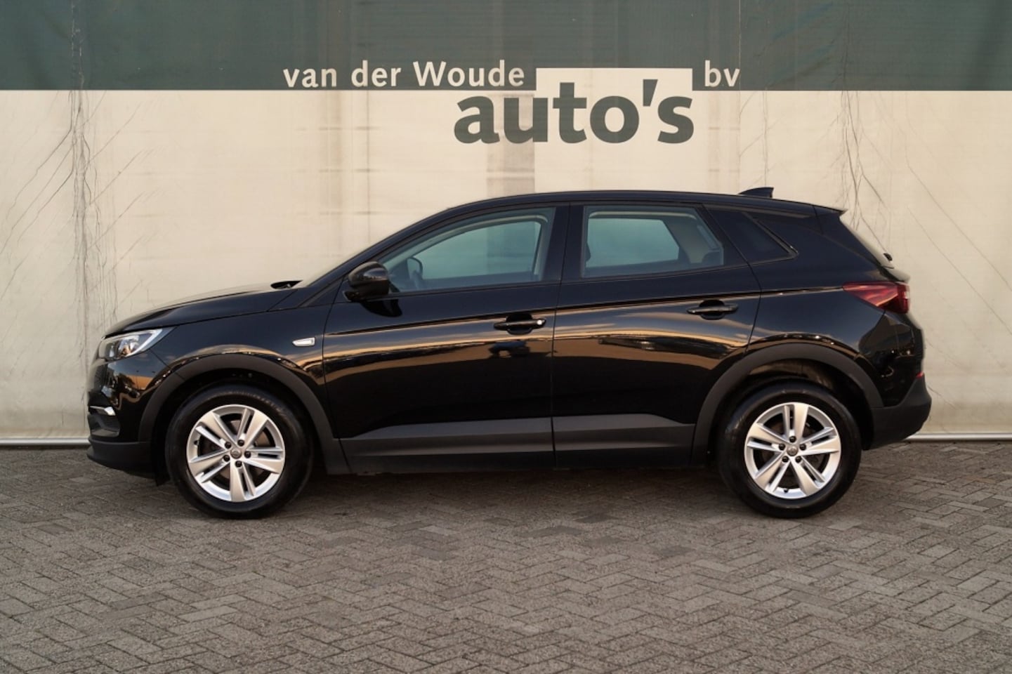 Opel Grandland X - 1.2 Turbo 130pk Edition -NAVI-PDC-CAM- - AutoWereld.nl