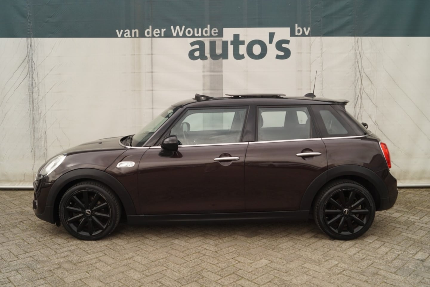 MINI Cooper - 2.0d 170pk Automaat Cooper SD Chili -PANO-NAVI- - AutoWereld.nl