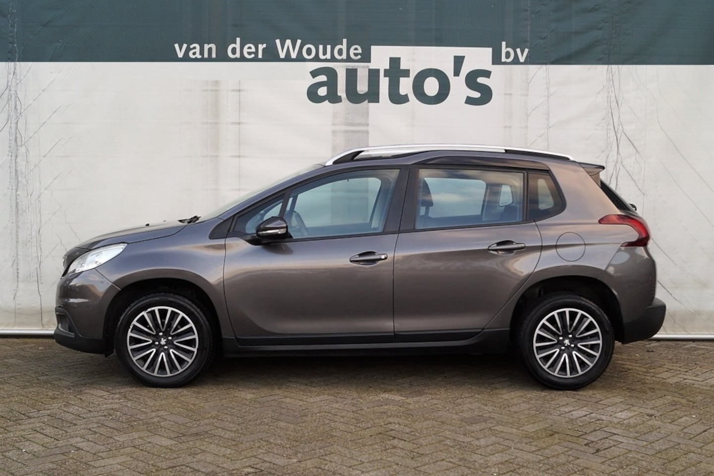 Peugeot 2008 - 1.6 BlueHDi Active -NAVI-PDC-AIRCO-CRUISE- - AutoWereld.nl