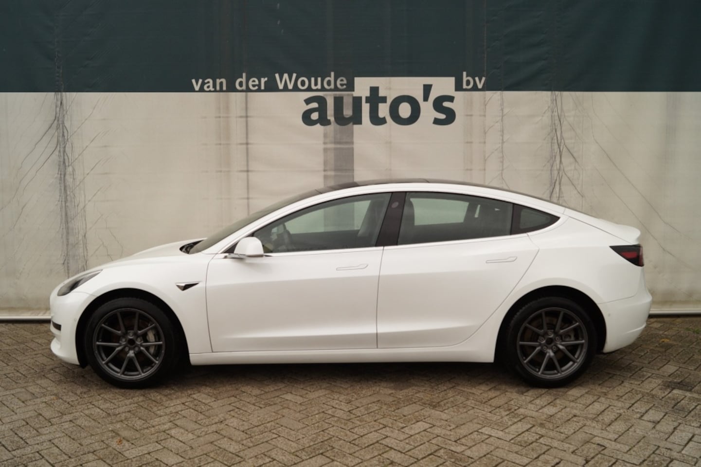 Tesla Model 3 - Standard RWD Plus 60kWh 238pk -LEER-PANO-CAM- - AutoWereld.nl