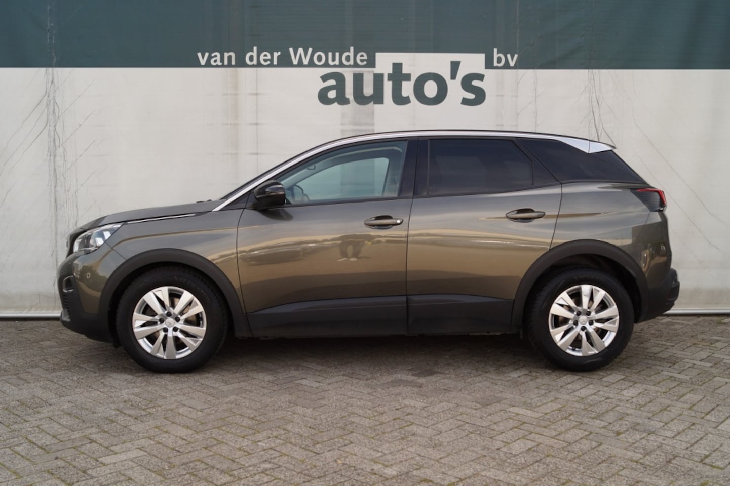 Peugeot 3008 - 1.5 BlueHDi 130pk Executive -NAVI-ECC-PDC- - AutoWereld.nl