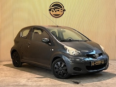 Toyota Aygo - 1.0-12V Cool 3-DEURS, AIRCO, ELECTR RAMEN