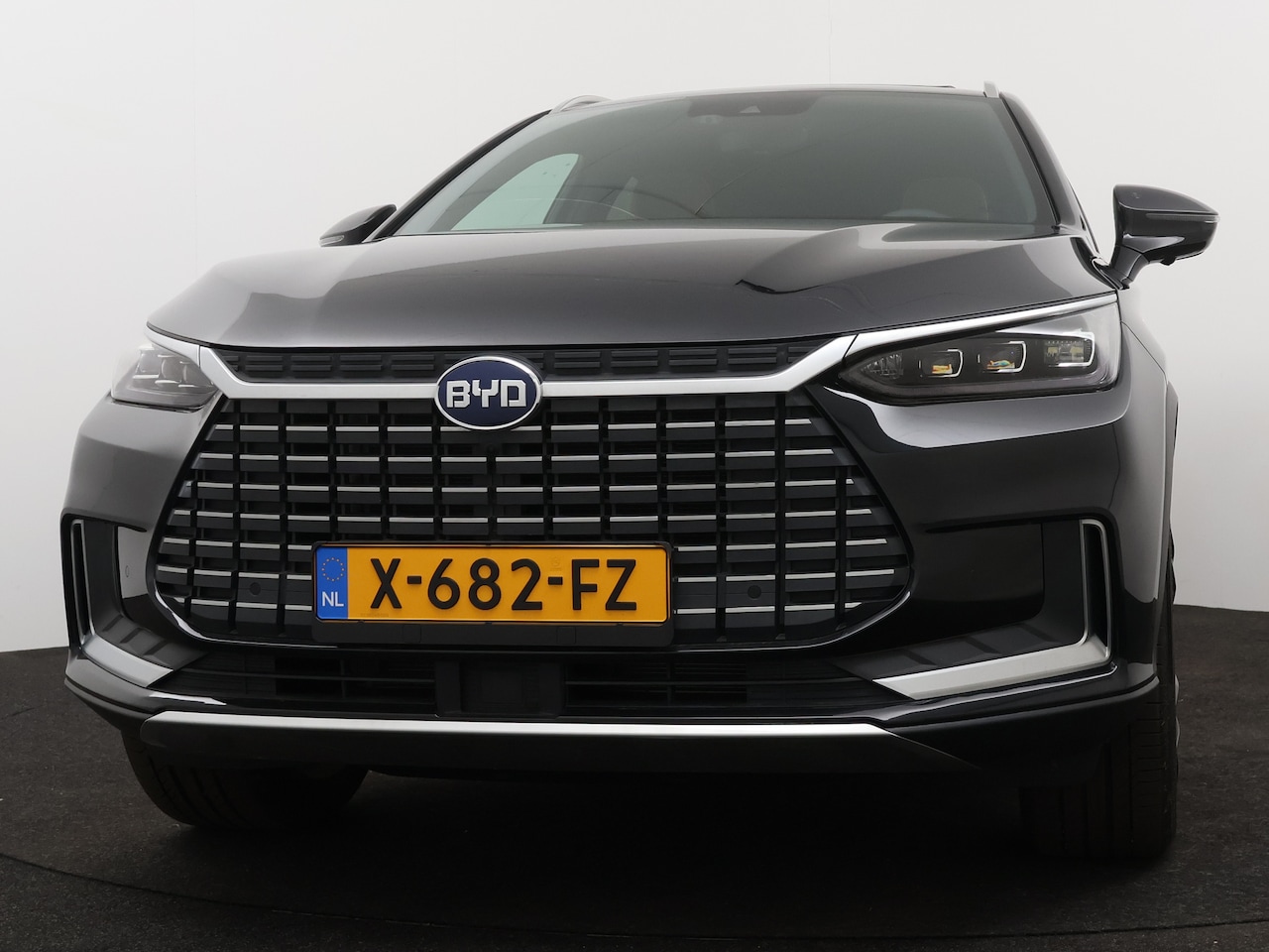 BYD Tang - AWD Executive 86 kWh | €24.000 Voorraad voordeel / Direct rijden | Adaptive cruise control - AutoWereld.nl