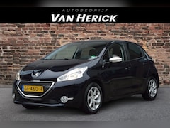 Peugeot 208 - 1.2 PureTech Style 5-Deurs | Cruise | Navi | Airco | Trekhaak