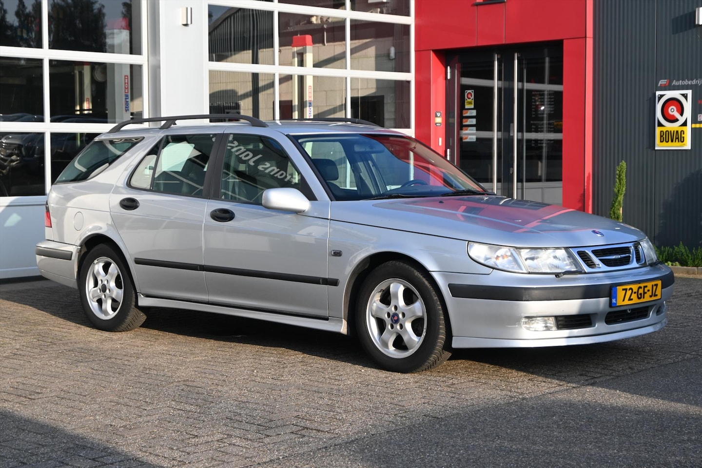 Saab 9-5 Estate - 2.3 Turbo 230pk Automaat | Trekhaak | Leder | Stoelverwarming & Ventilatie - AutoWereld.nl