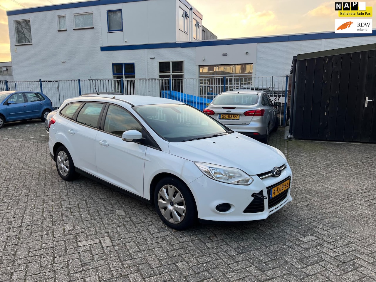 Ford Focus Wagon - 1.0 EcoBoost *MOTOR DEFECT* - AutoWereld.nl