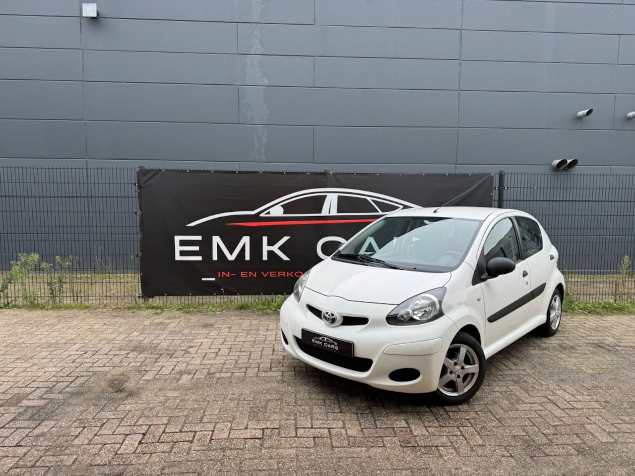 Toyota Aygo - 1.0-12V Now 1.0-12V Now - AutoWereld.nl