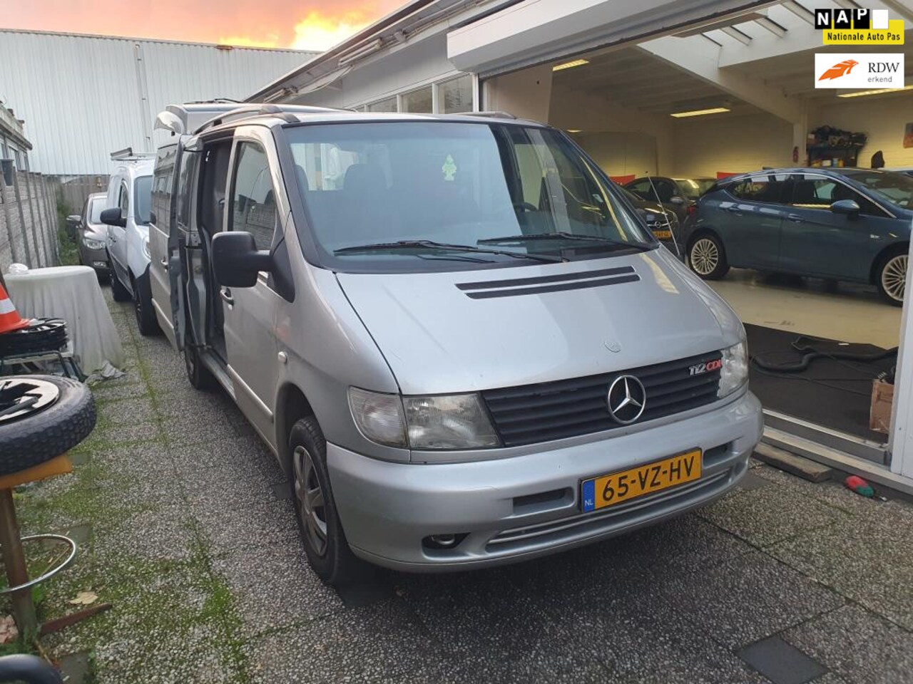 Mercedes-Benz Vito - 112 CDI DC inruil Mogelijk 6 persoons uitvoering. - AutoWereld.nl