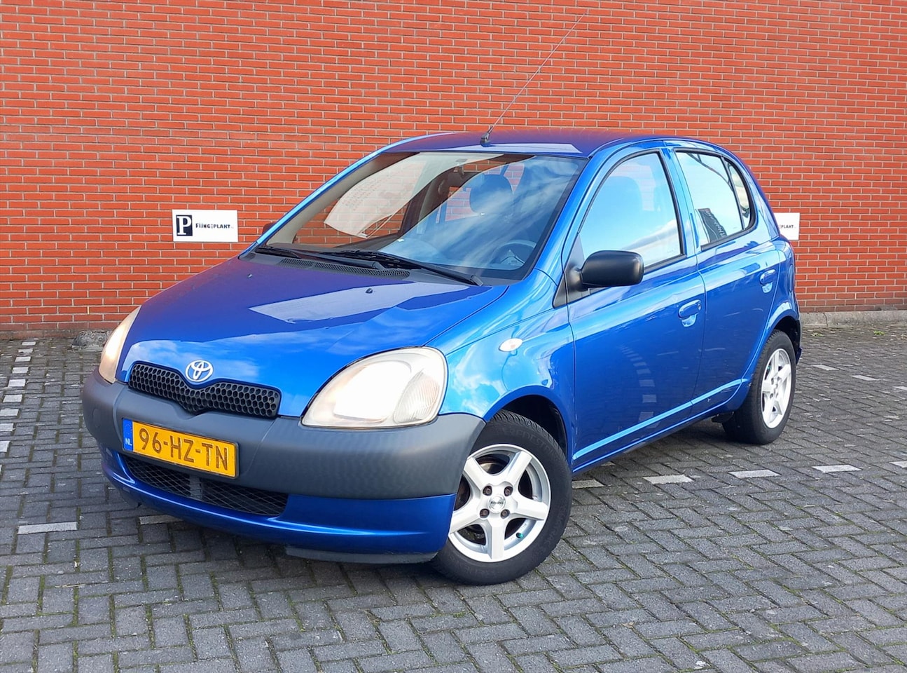 Toyota Yaris - 1.0 16V VVT-I 5DR Yorin - AutoWereld.nl