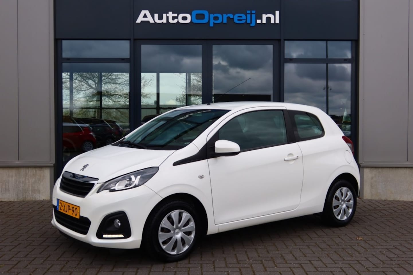 Peugeot 108 - 1.0 e-VTi Active 3drs. Airco, NAVI, Dealer onderhouden - AutoWereld.nl