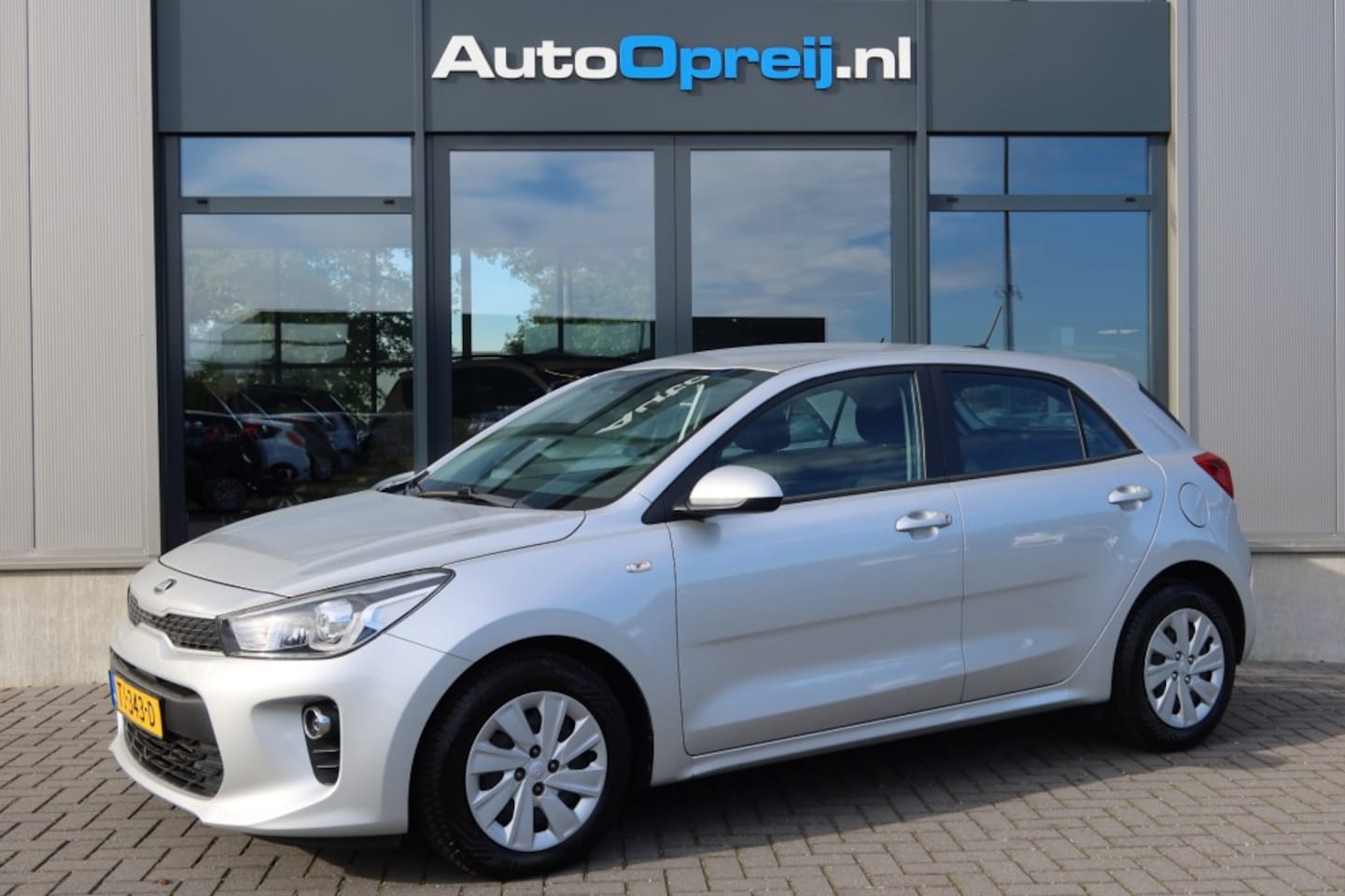 Kia Rio - 1.0 T-GDI 100pk 5drs. ComfortPlusLine Navigator Camera, Cruise, - AutoWereld.nl