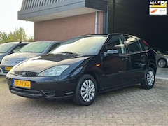 Ford Focus - 1.6-16V Ambiente 5 DEURS, AIRCO, APK, NETTE AUTO