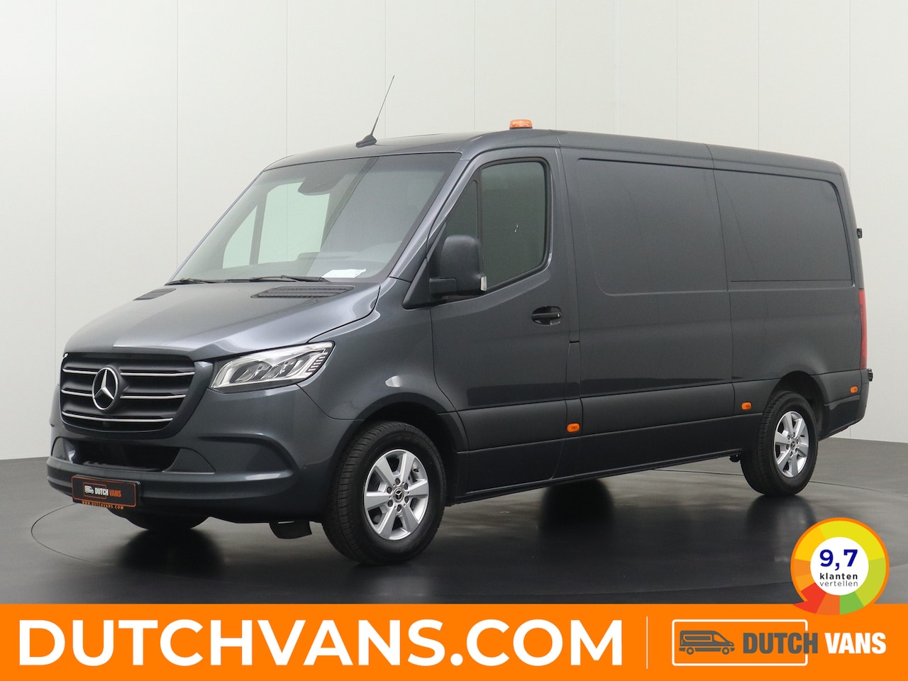 Mercedes-Benz Sprinter - 319CDI 3.0V6 7G-Tronic Automaat L2H1 | Led | 3500Kg Trekhaak | 10.25" Touchscreen Navigati - AutoWereld.nl