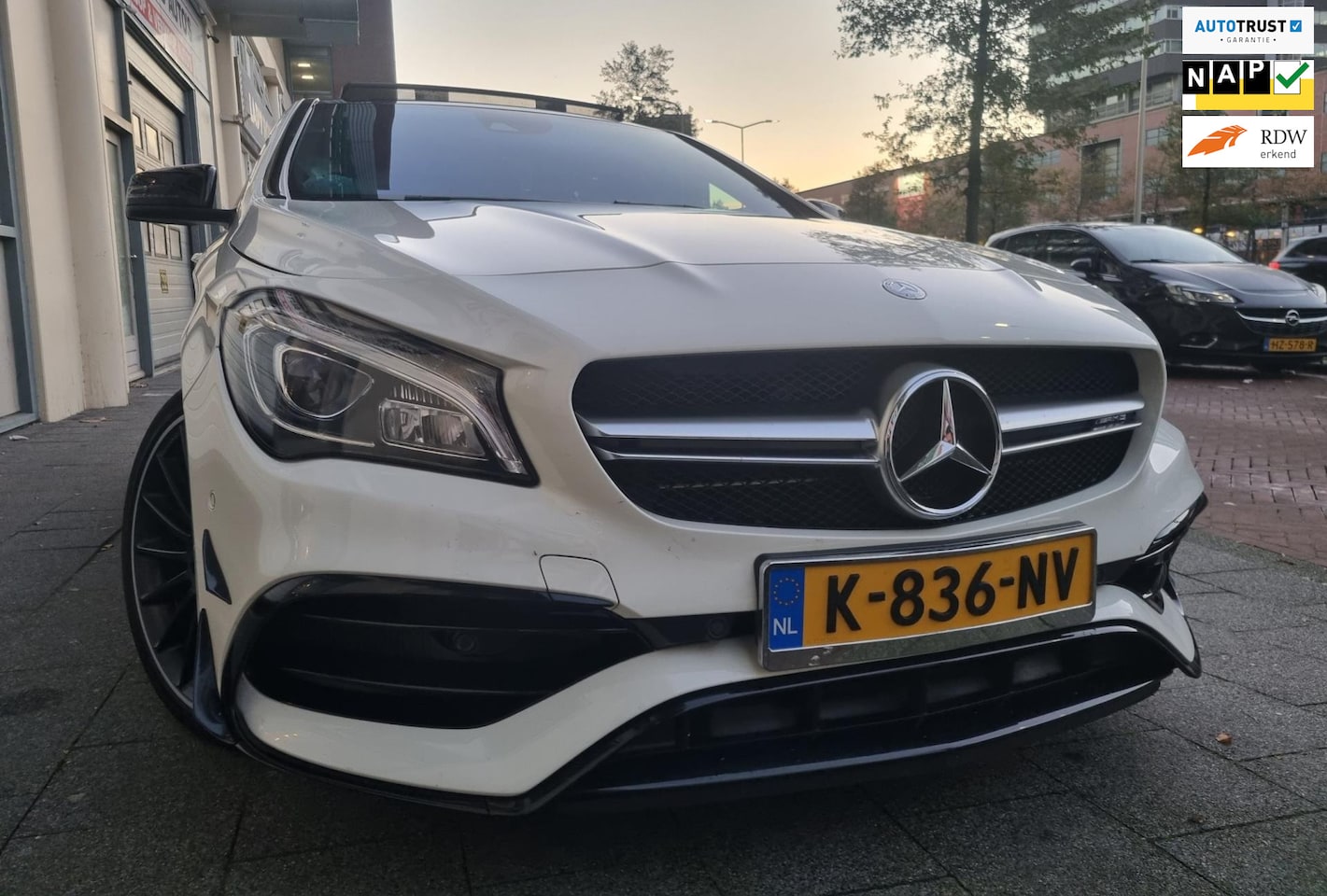 Mercedes-Benz CLA-klasse Shooting Brake - AMG 45 4MATIC Pano Full - AutoWereld.nl