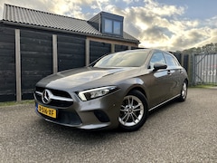 Mercedes-Benz A-klasse - 180 d Premium Dealer onderhouden