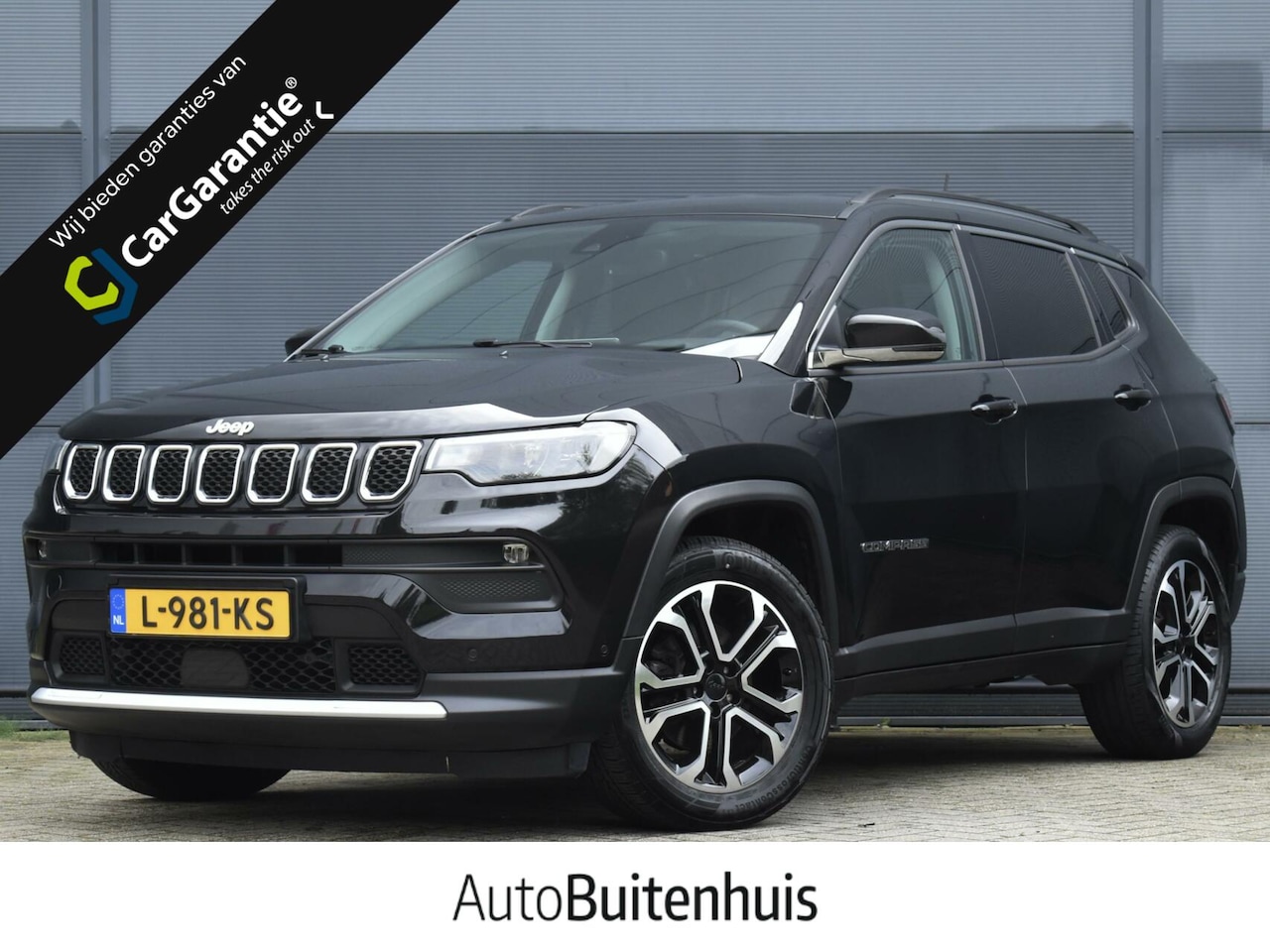 Jeep Compass - 1.3T Limited |ADAPT. CRUISE|STUUR- EN STOELVERW.|MASSAGE|KEYLESS|CAMERA - AutoWereld.nl