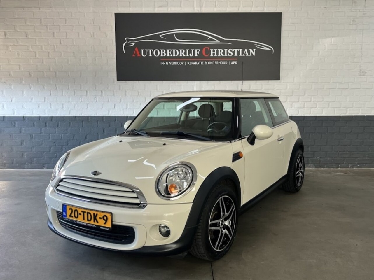 MINI One - Mini 1.6 MINIMAL. Bns | NAVI | Bluetooth - AutoWereld.nl