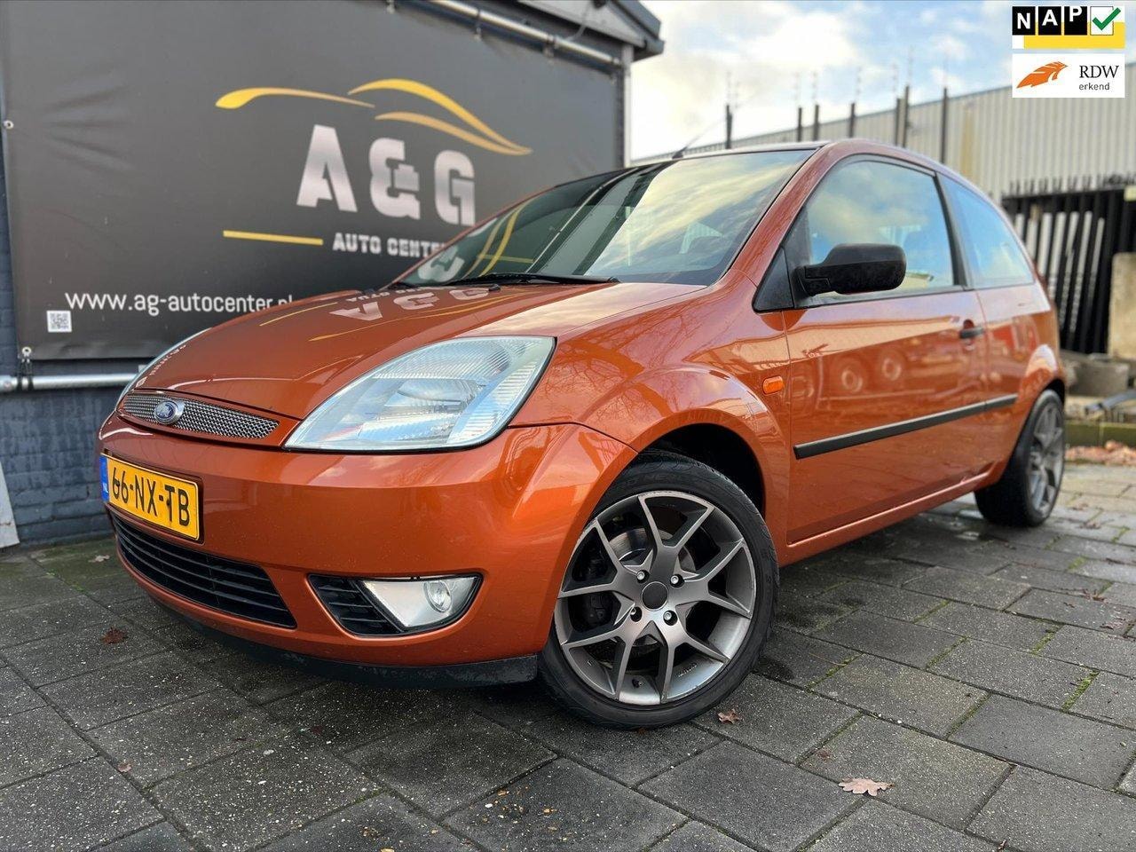 Ford Fiesta - 1.6-16V First Edition/2e Eig/Airco/Nap/Trekhk/Top - AutoWereld.nl