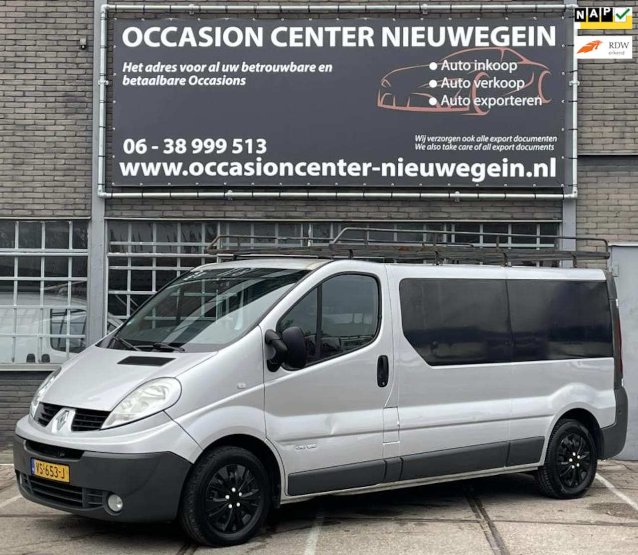 Renault Trafic - 2.5 dCi T29 L2H1 2011 Grijs EURO5/MARGE/APK! - AutoWereld.nl