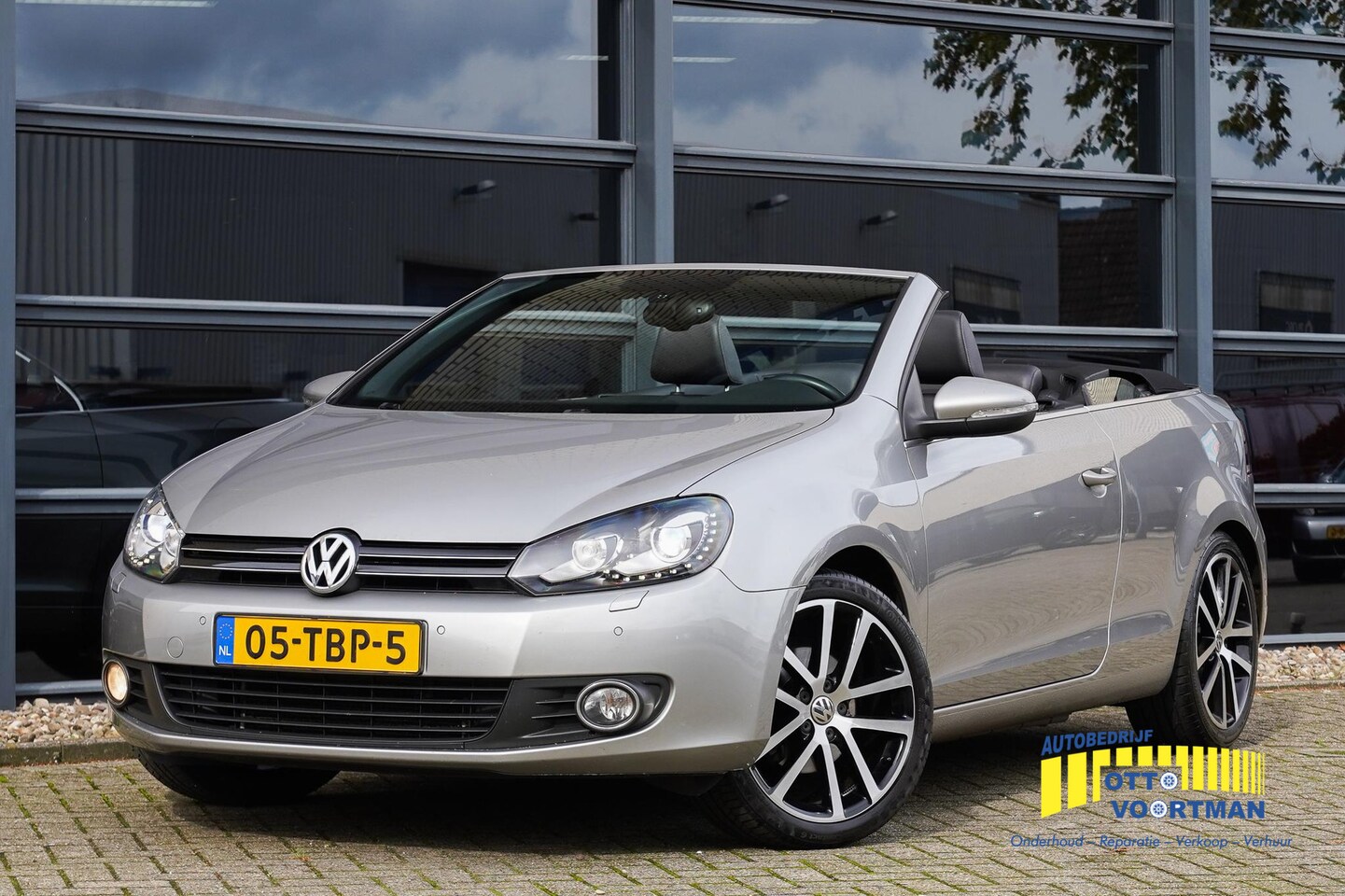 Volkswagen Golf Cabriolet - TSI 105PK |Xenon|Afn.Trekhaak|Zeer netjes| - AutoWereld.nl