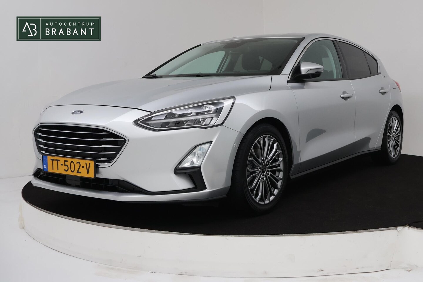 Ford Focus - 1.0 EcoBoost Titanium Business (TREKHAAK, CAMERA, NAVIGATIE, ADAPTIVE, STOELV, PDC, NL-AUT - AutoWereld.nl