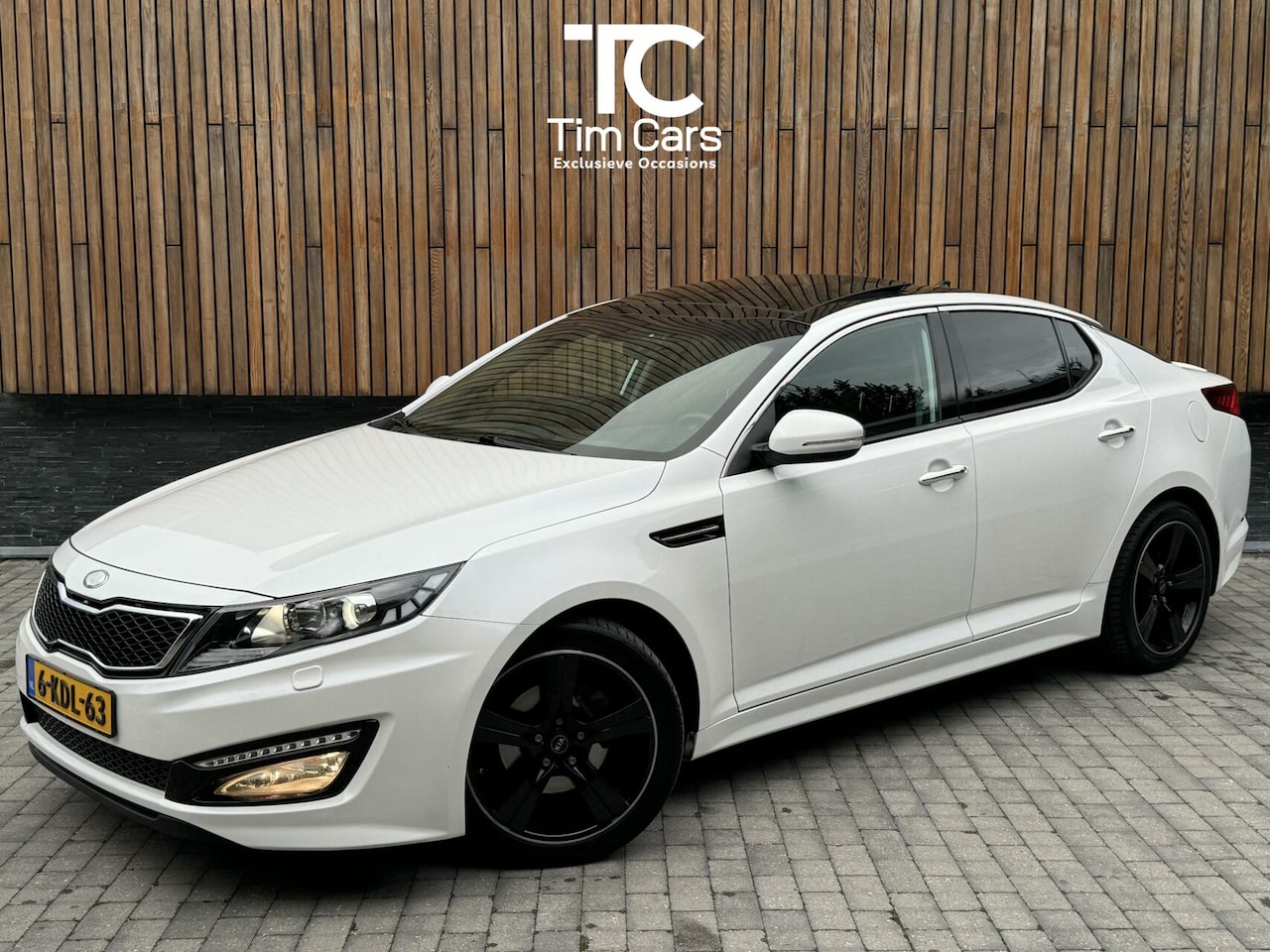 Kia Optima - 2.0 CVVT Hybrid Super Pack Panormadak | Leer | Stoelverwarming & Stuurwielverwarming | Ach - AutoWereld.nl