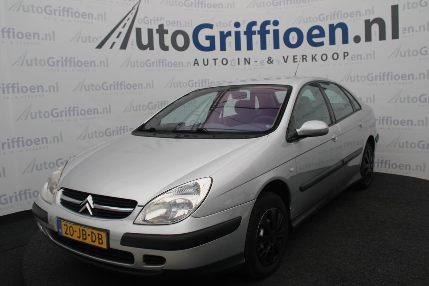 Citroën C5 - 1.8-16V Ligne Prestige nette hatchback met trekhaak - AutoWereld.nl