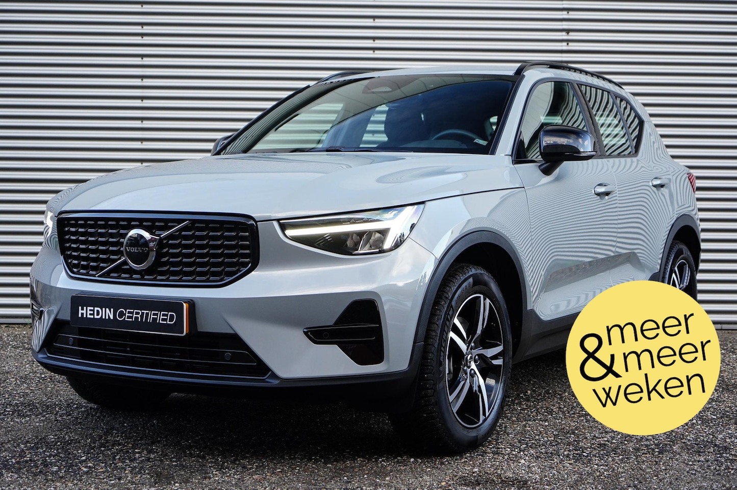 Volvo XC40 - B4 Plus Dark | Adaptive Cruise | BLIS | Trekhaak | Verwarmd Voorruit | Keyless | Parkeerca - AutoWereld.nl