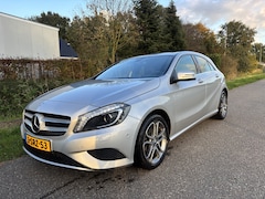 Mercedes-Benz A-klasse - 180 Ambition / AUTOMAAT / NAVI / CRUISE / 111dkm NAP