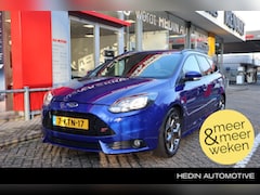 Ford Focus Wagon - 2.0 EcoBoost ST-250PK | Navigatie | Climate Contro Leder/Stof | 250pk