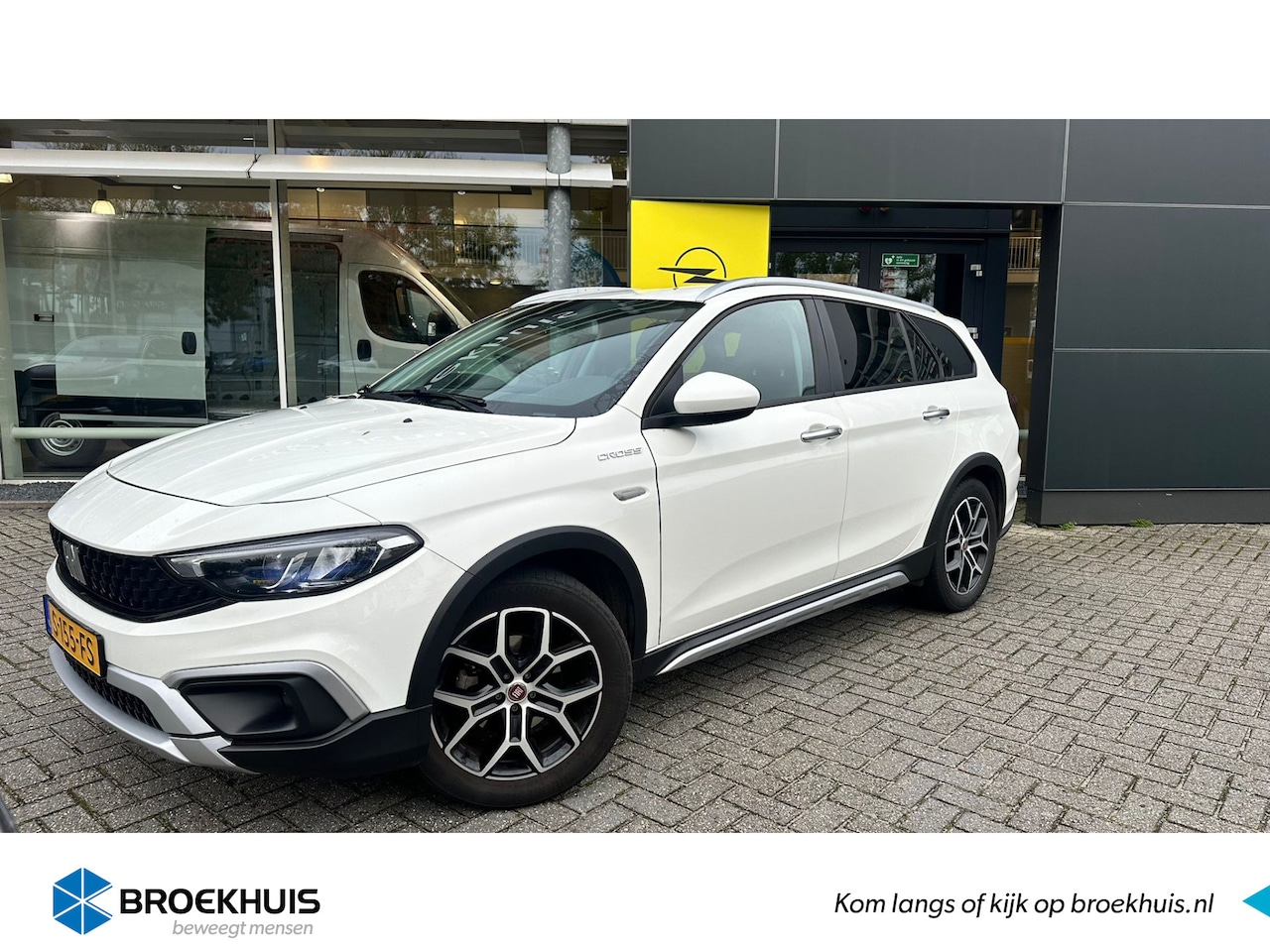 Fiat Tipo Stationwagon - Cross 1.5 Hybrid - AutoWereld.nl