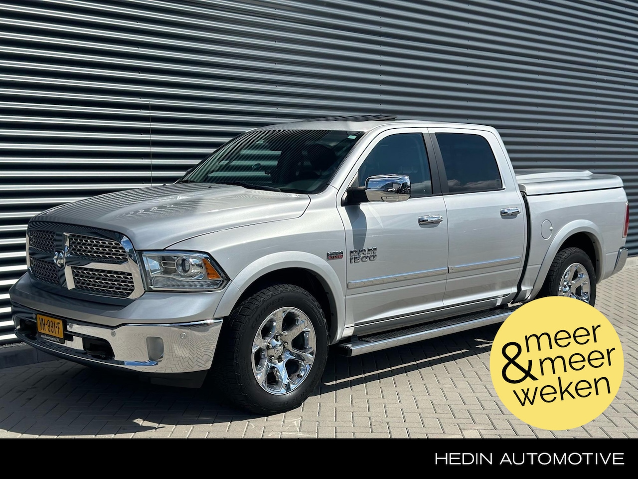 Dodge Ram 1500 - 5.7 V8 Crew Cab Laramie | Unieke staat! | Camera | Tonneau Hard-Cover | Luchtvering | Stoe - AutoWereld.nl