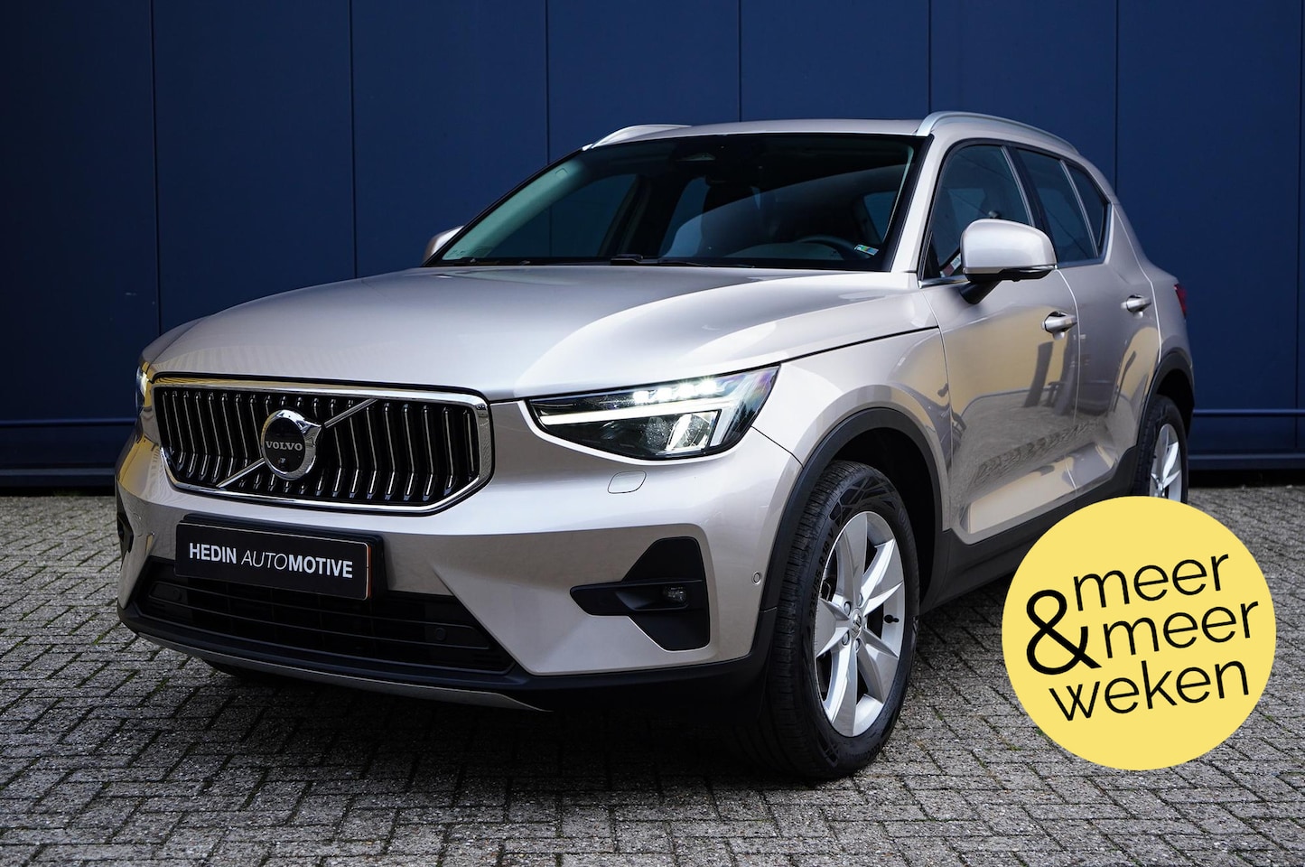 Volvo XC40 - 2.0 B3 Plus Bright | Trekhaak | Panoramadak | Harman/kardon audio | 360 graden camera - AutoWereld.nl