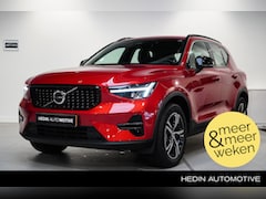 Volvo XC40 - B4 Plus Dark Mild Hybride Automaat 197pk Google Maps | Adaptive Cruise & Pilot Assist | Pa