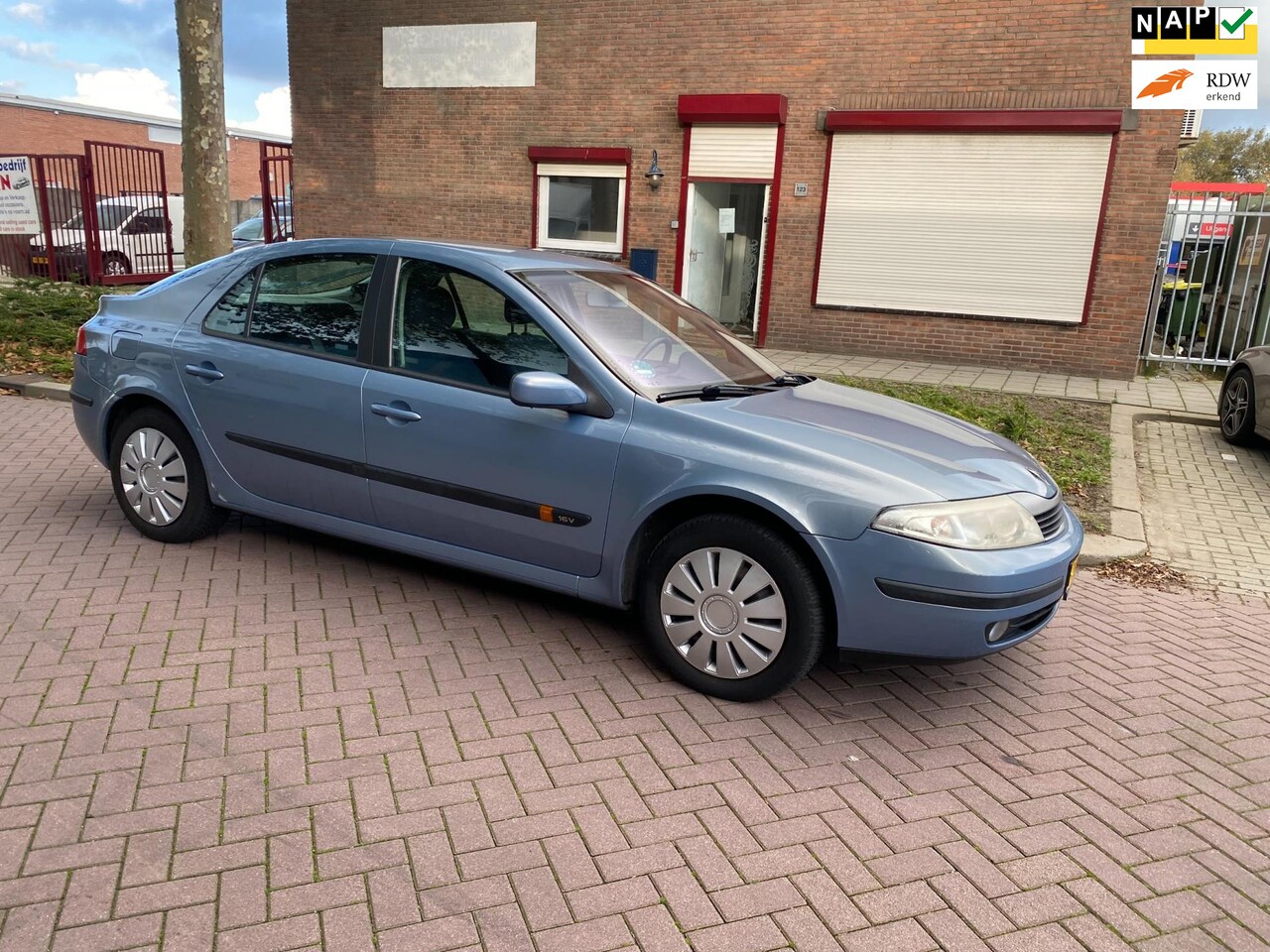 Renault Laguna - 1.6-16V Authentique * Airco * Elek ramen * APK 19-1-2025 * - AutoWereld.nl