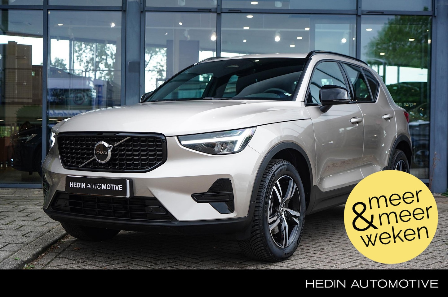 Volvo XC40 - 2.0 B4 Plus Dark 2000 KG trekgewicht! | Trekhaak | Power Seats elektrisch verstelbaar | Ha - AutoWereld.nl