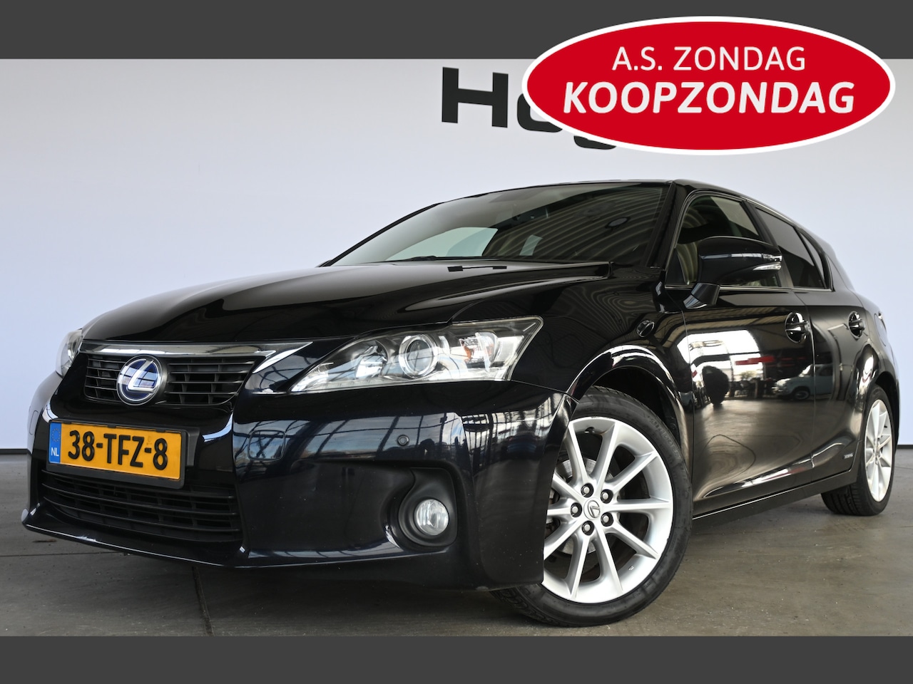 Lexus CT 200h - Automaat Business Line Pro ECC Navigatie Cruise control Camera Alcantara Inruil mogelijk - AutoWereld.nl